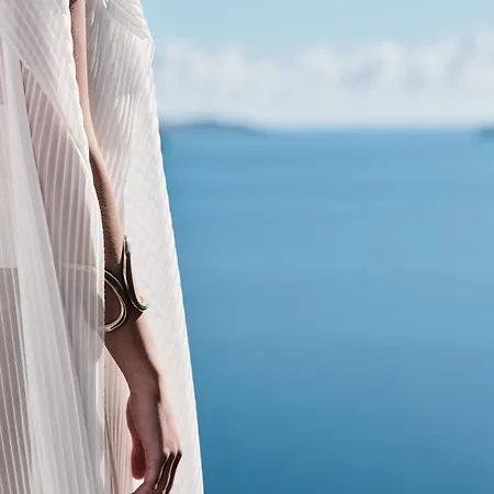 Olvos Luxury شقة فندقية 4*