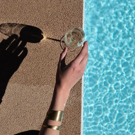 Olvos Luxury 4* أويا