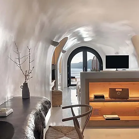 Olvos Luxury شقة فندقية 4*