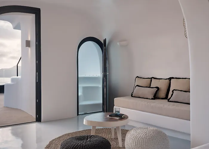 Olvos Luxury 4* Oia (Santorini)
